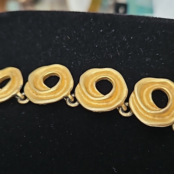 CASUAL CORNER Soft Goldtone 15" Long w/ 2 1/2" Long Extender Necklace - Picture 2 of 6